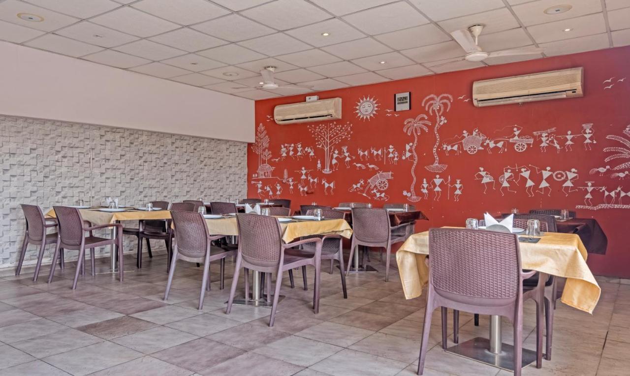 Hotel Casa, Vadodara Eksteriør bilde