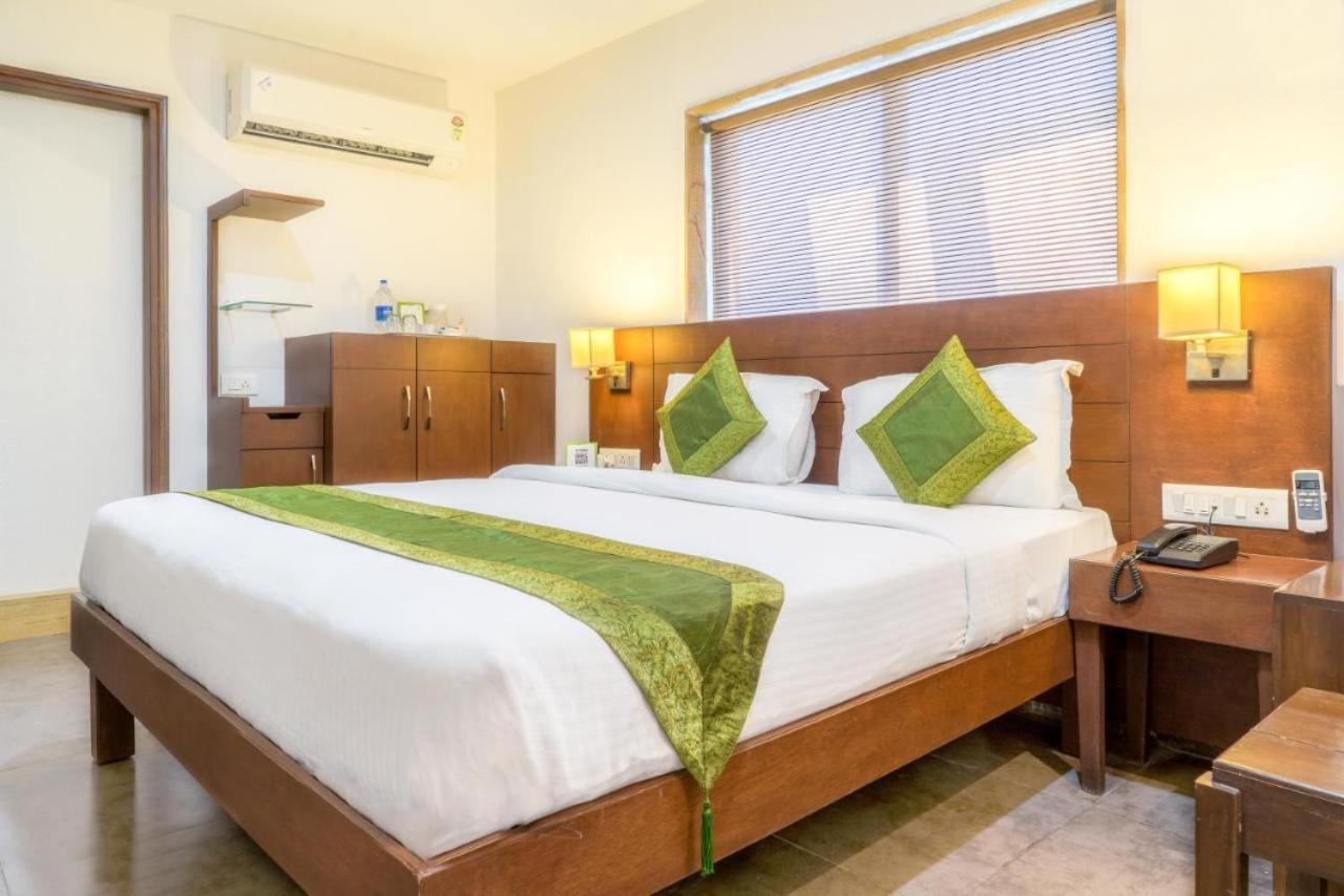 Hotel Casa, Vadodara Eksteriør bilde