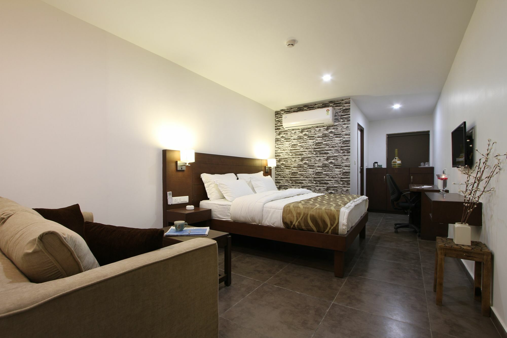 Hotel Casa, Vadodara Eksteriør bilde